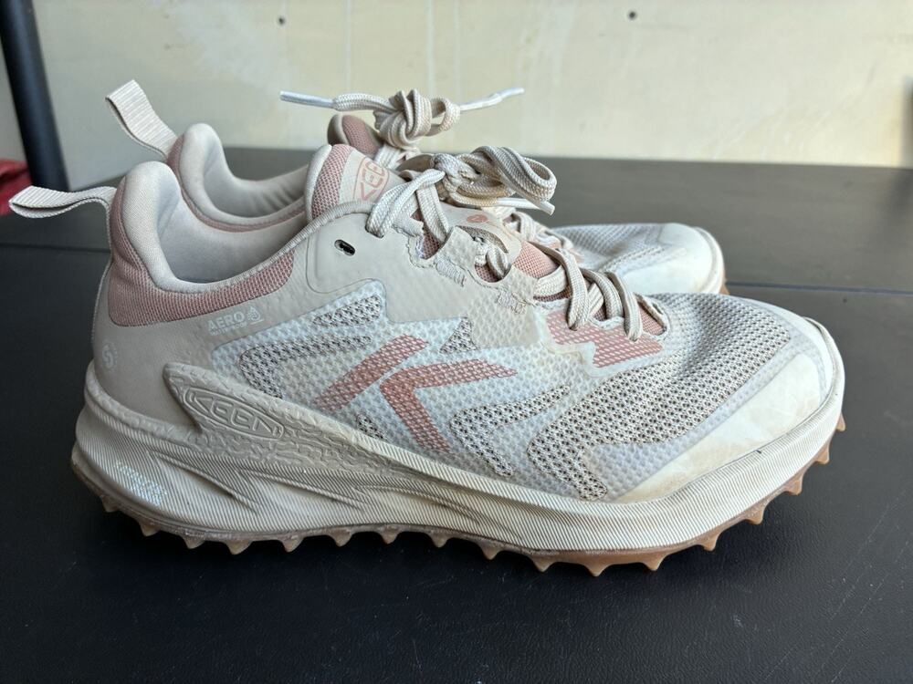 Keen Zionic Mesh Cushioning Waterproof Coverage Quick Dry Low top Outdoor Size 7
